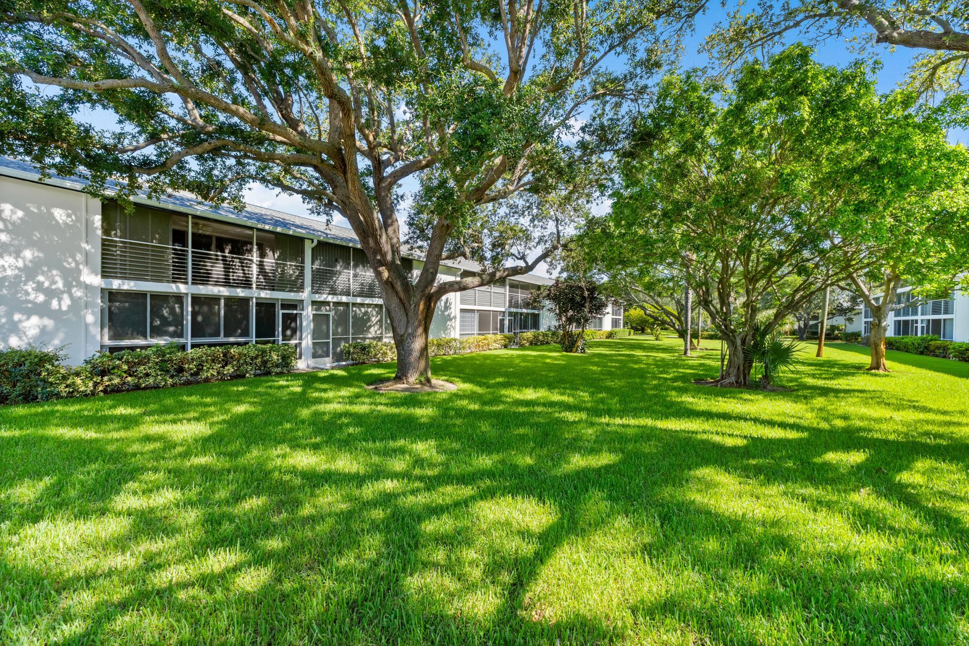 4 Westwood Avenue, Jupiter, FL 33469 Photo