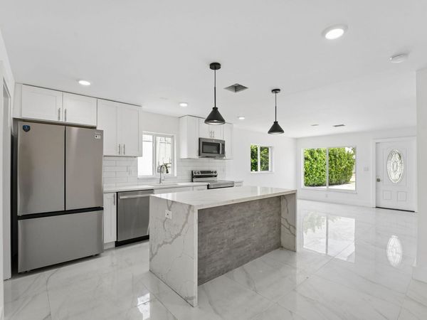 537 NW 2nd Terrace, Deerfield Beach, FL 33441