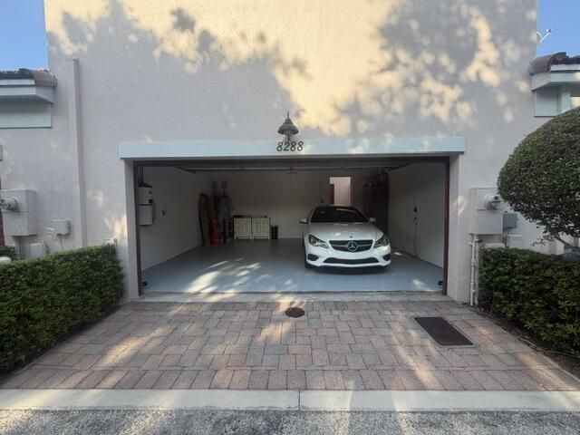 8288 NW 9th Avenue, Boca Raton, FL 33487 Photo