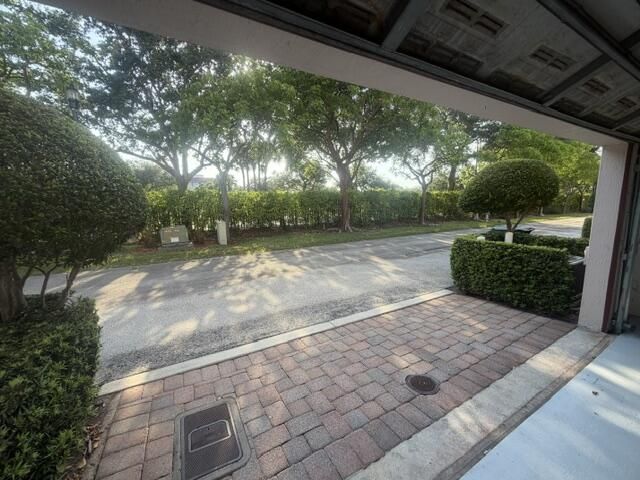 8288 NW 9th Avenue, Boca Raton, FL 33487 Photo