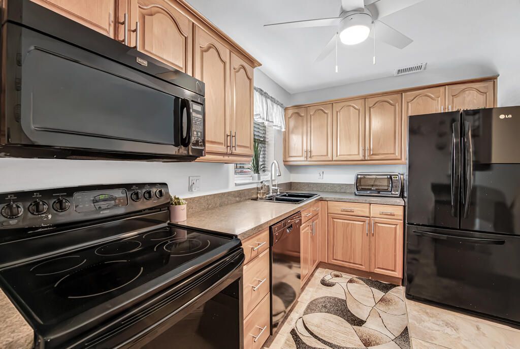 216 Lake Dora Drive, West Palm Beach, FL 33411 Photo