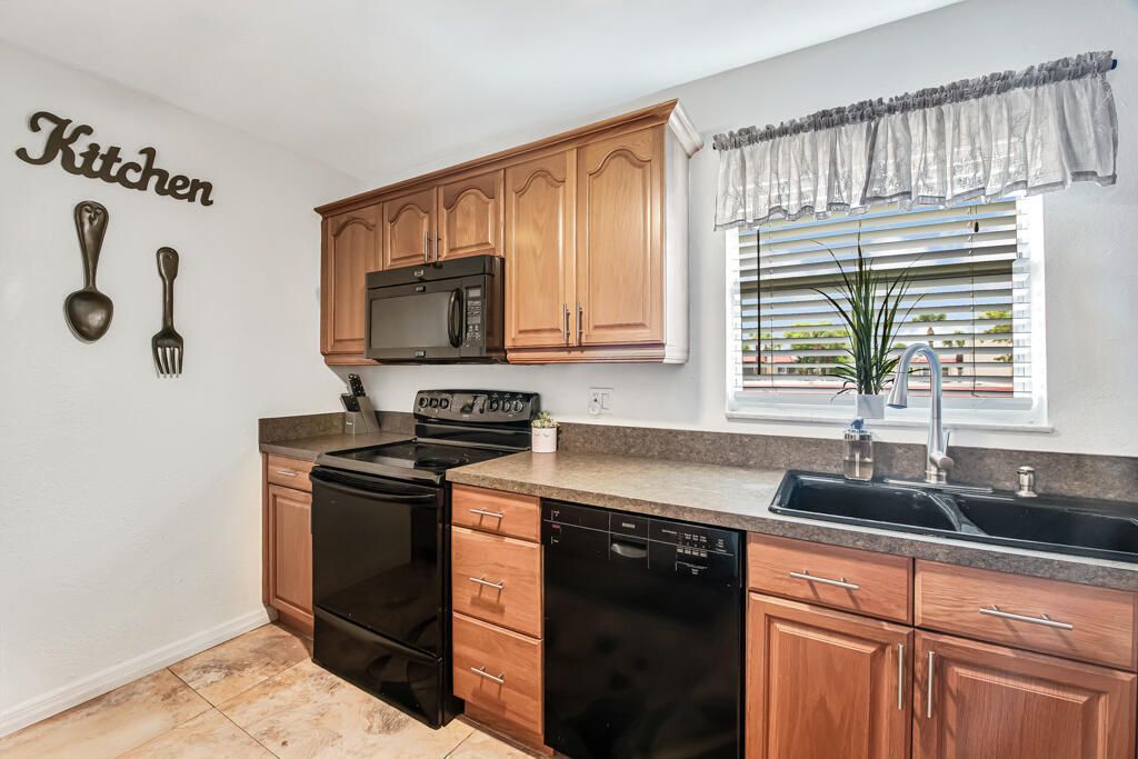 216 Lake Dora Drive, West Palm Beach, FL 33411 Photo
