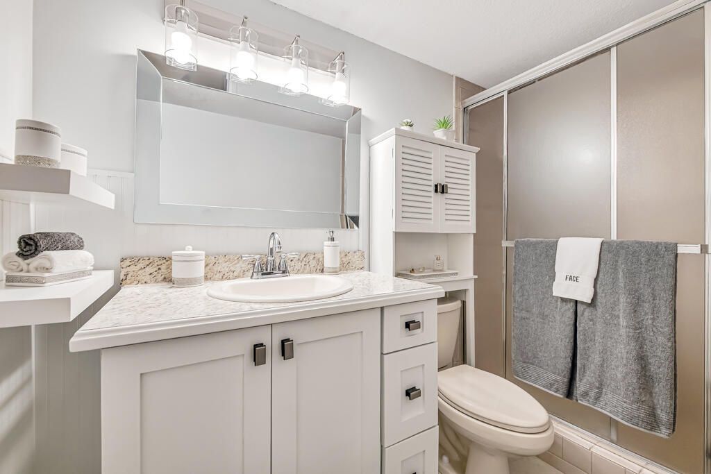 216 Lake Dora Drive, West Palm Beach, FL 33411 Photo