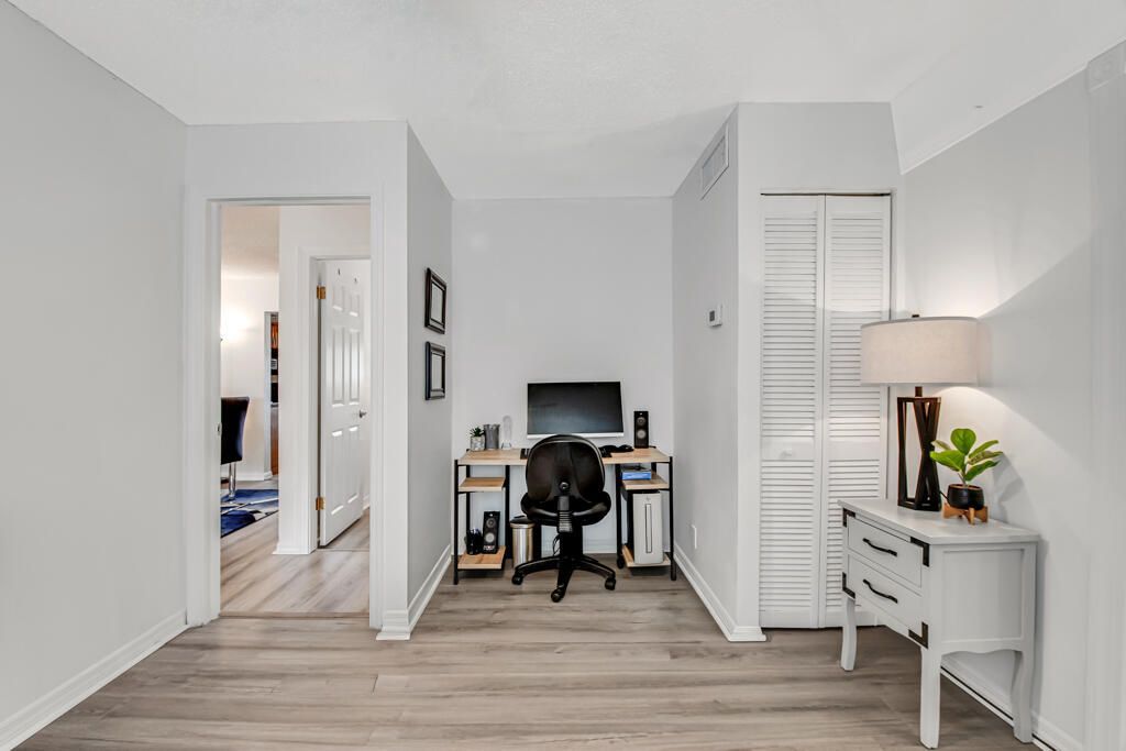 216 Lake Dora Drive, West Palm Beach, FL 33411 Photo
