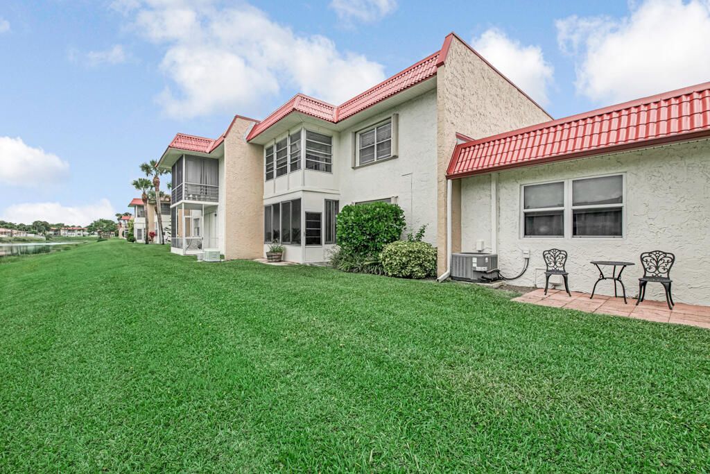 216 Lake Dora Drive, West Palm Beach, FL 33411 Photo