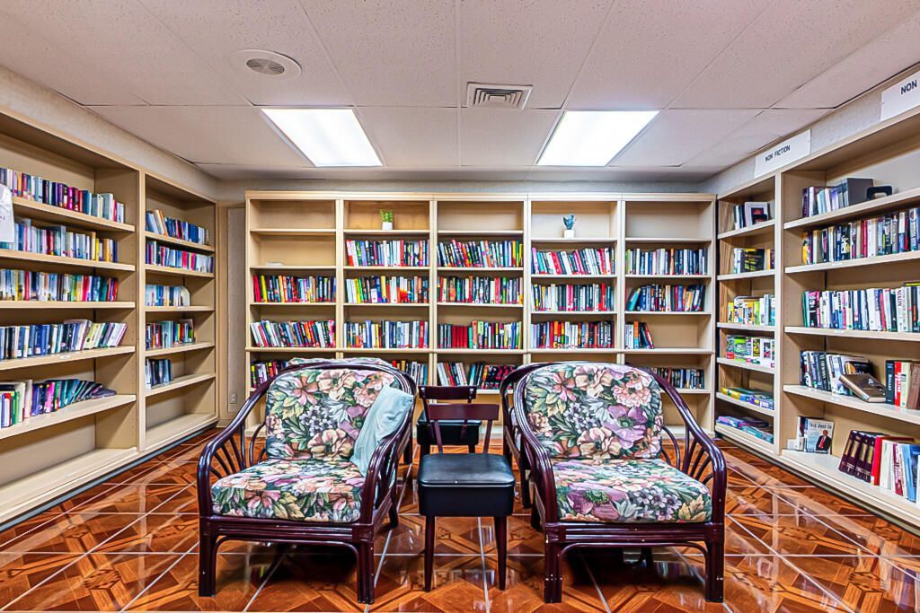 216 Lake Dora Drive, West Palm Beach, FL 33411 Photo