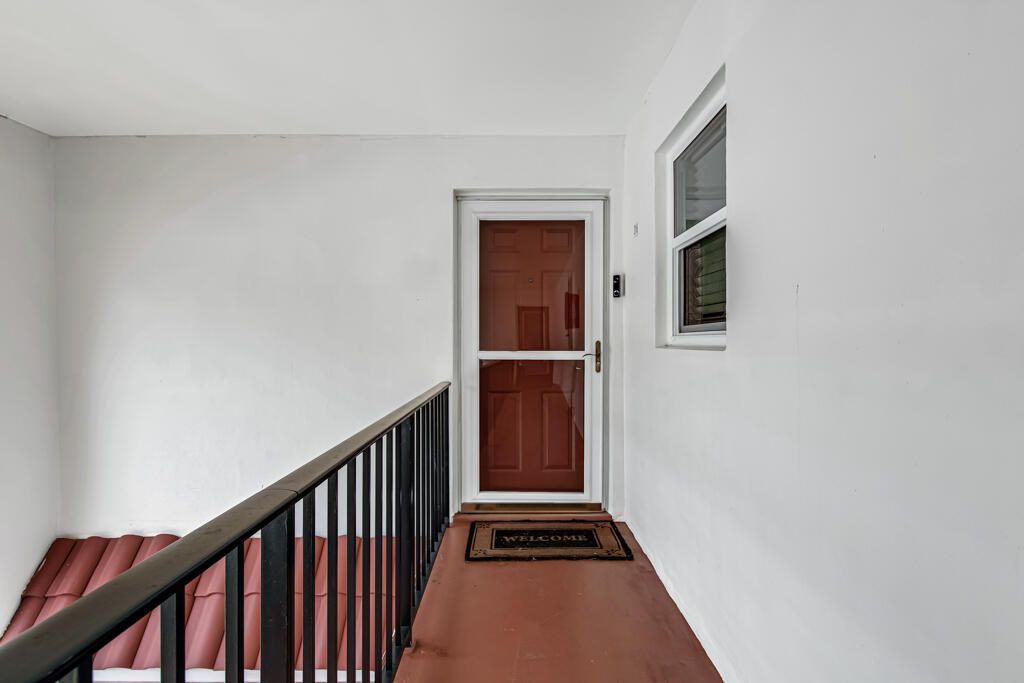 216 Lake Dora Drive, West Palm Beach, FL 33411 Photo