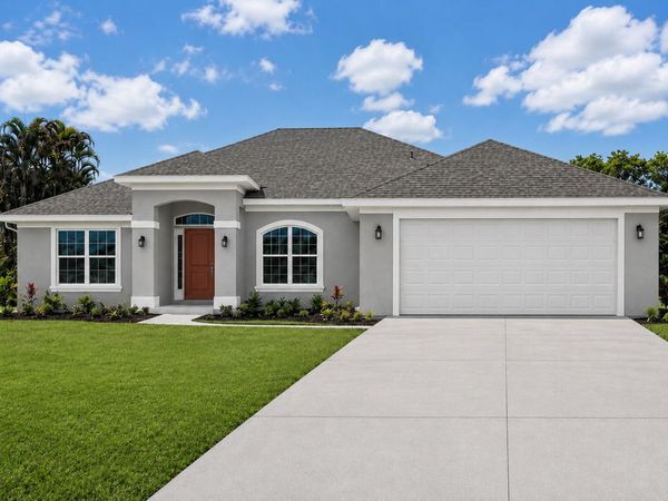 2807 E Louise Circle, Port St. Lucie, FL 34953