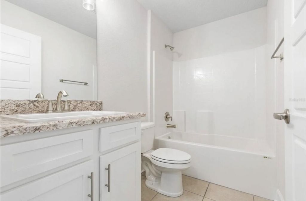 2801 E Louise Circle, Port Saint Lucie, FL 34953 Photo