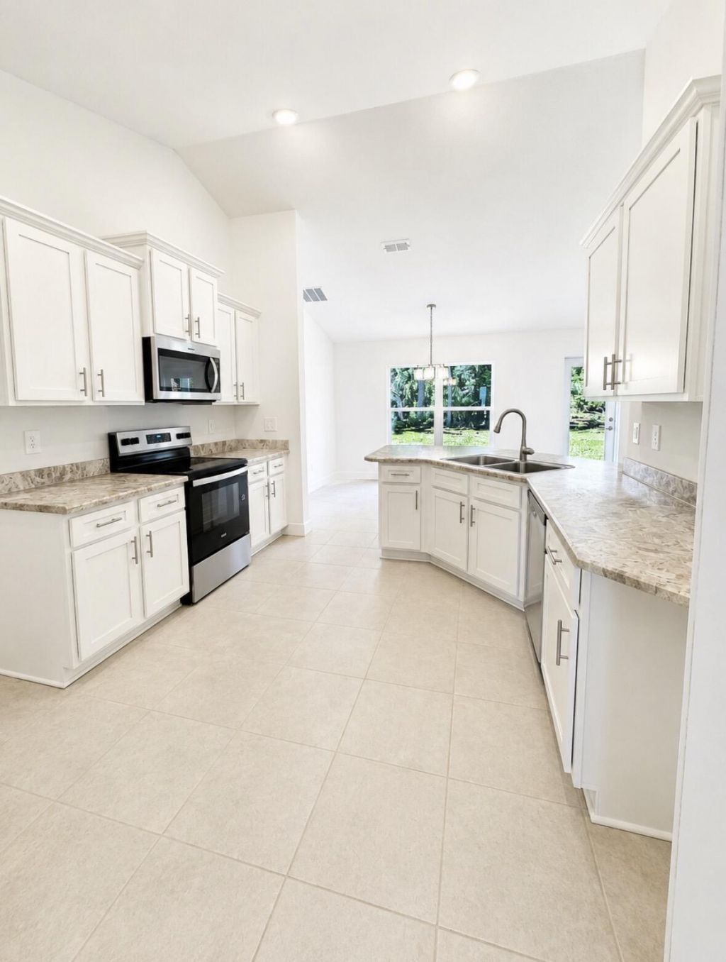 2801 E Louise Circle, Port Saint Lucie, FL 34953 Photo