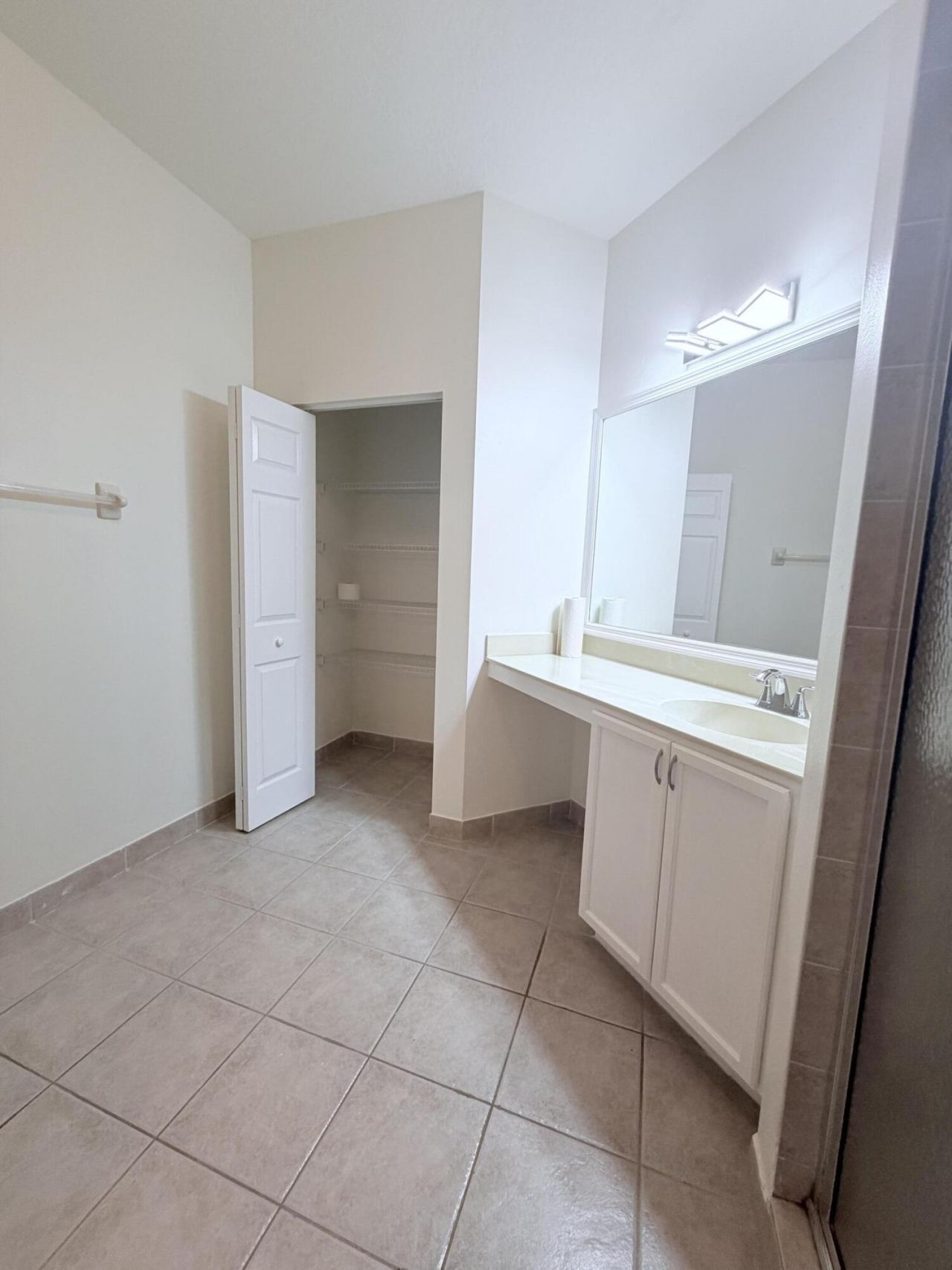 154 Village Boulevard, Unit E, Tequesta, FL 33469 Photo