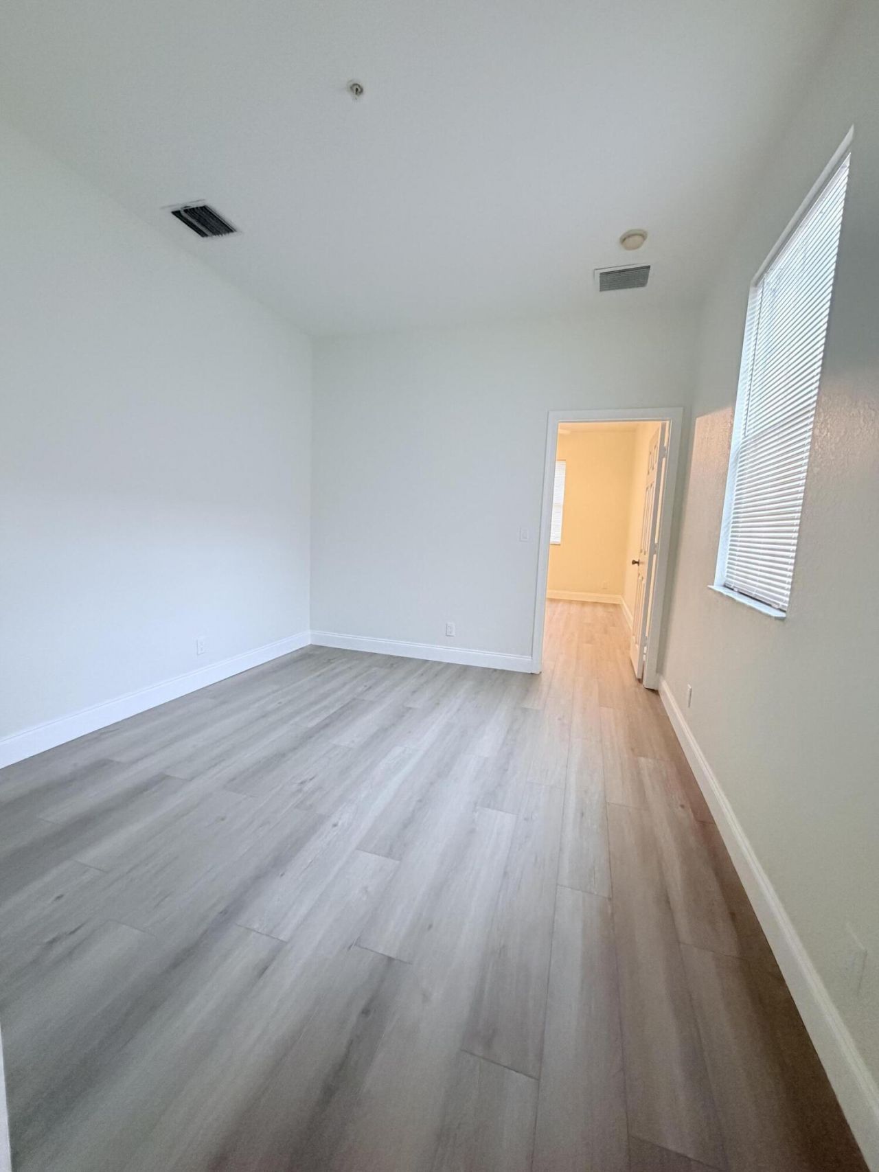 154 Village Boulevard, Unit E, Tequesta, FL 33469 Photo