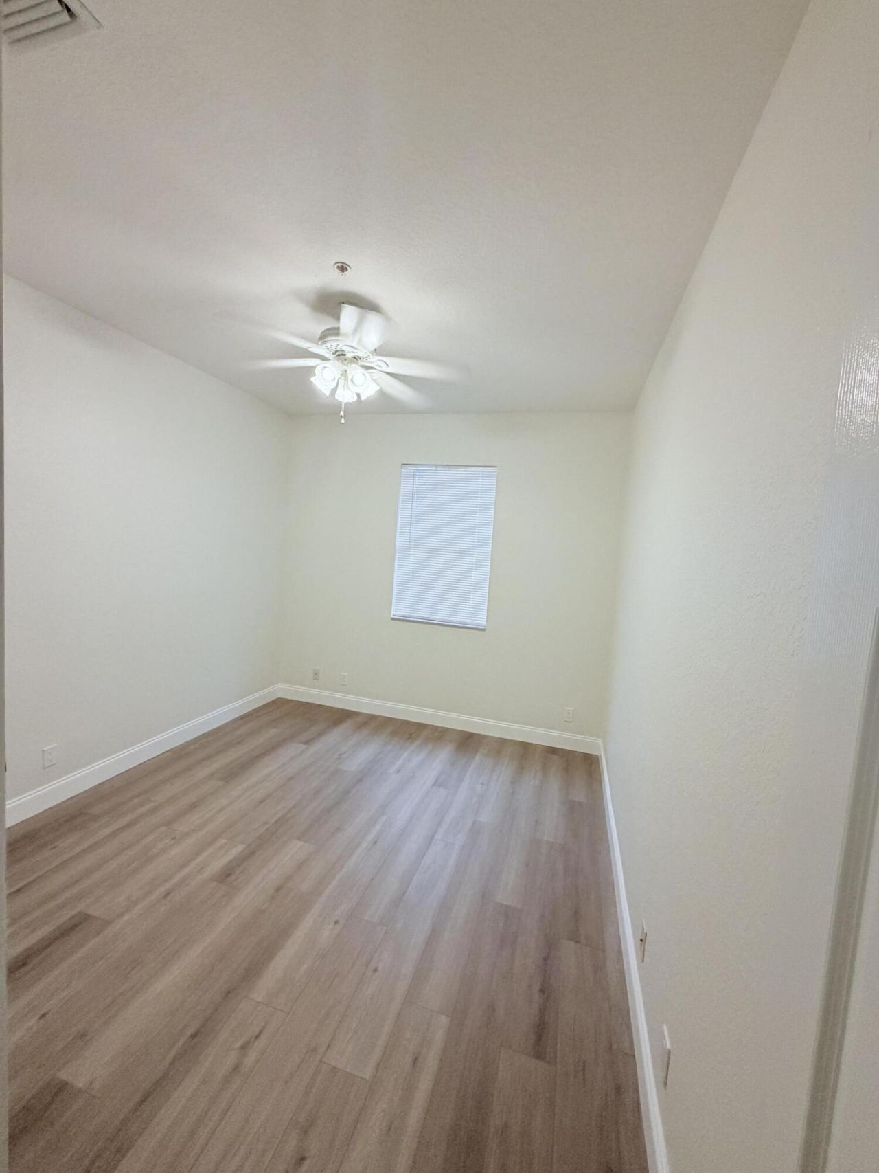 154 Village Boulevard, Unit E, Tequesta, FL 33469 Photo