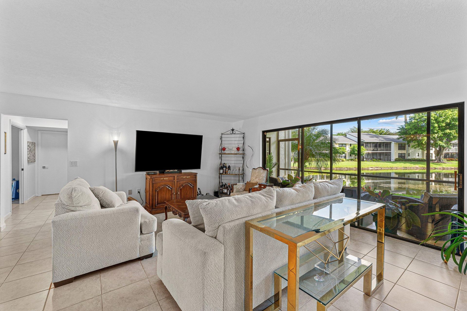 6864 Willow Wood Drive, Unit 405, Boca Raton, FL 33434 Photo