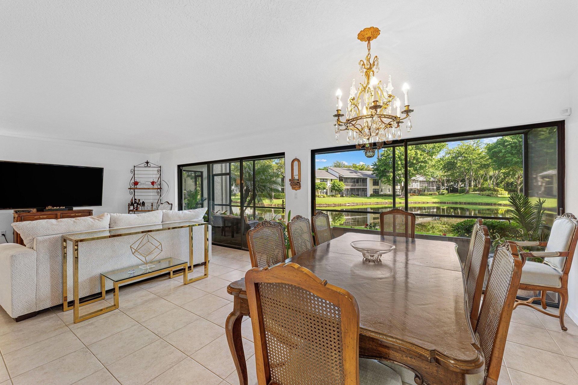 6864 Willow Wood Drive, Unit 405, Boca Raton, FL 33434 Photo