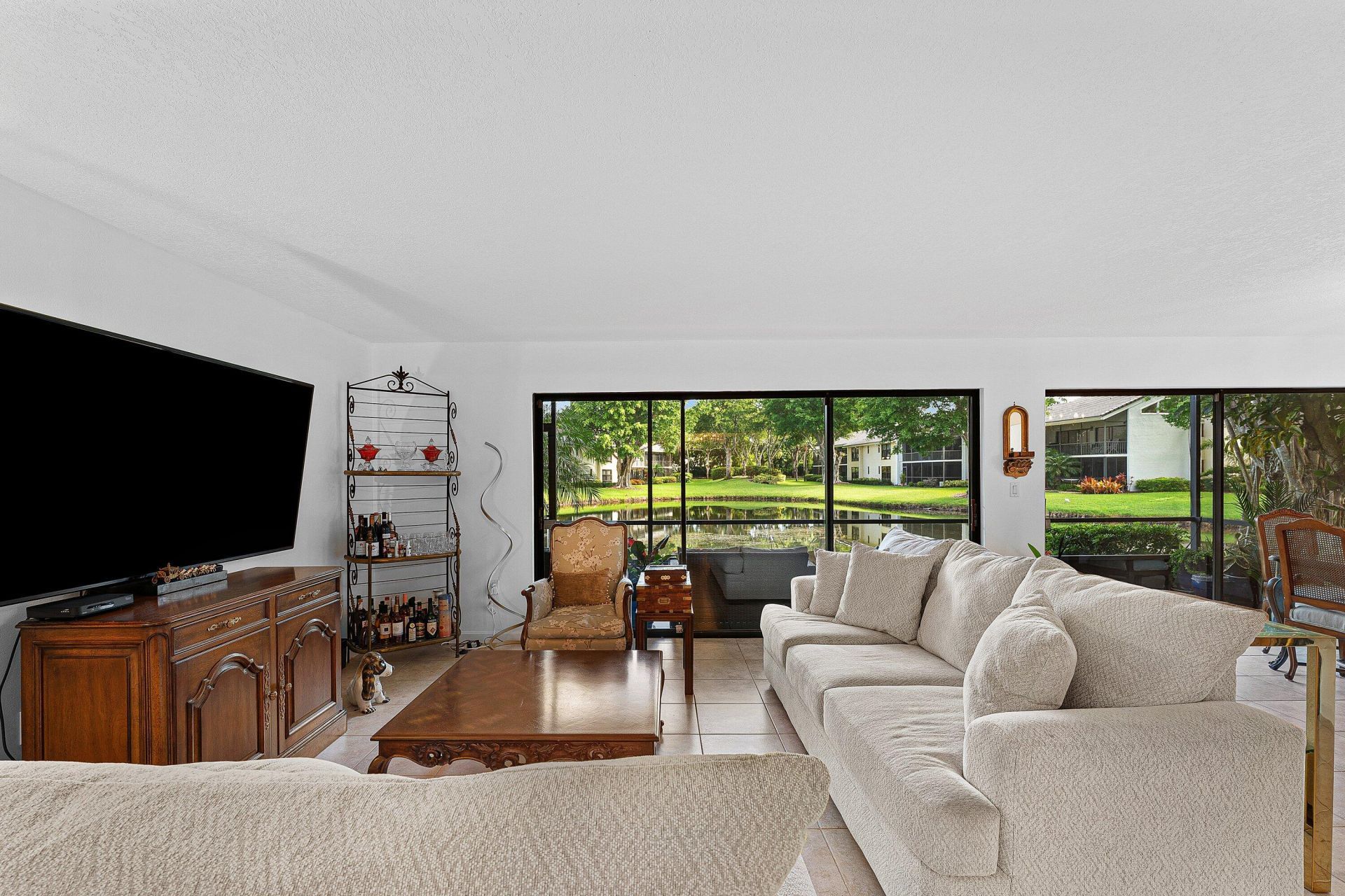 6864 Willow Wood Drive, Unit 405, Boca Raton, FL 33434 Photo