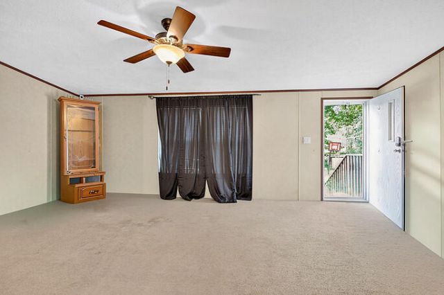 67 Freeman Lane Photo 5