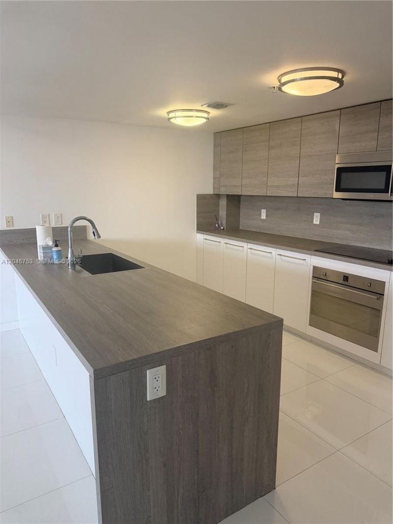 Please Call For Address, Unit 1105, Sunny Isles Beach, FL 33160 Photo