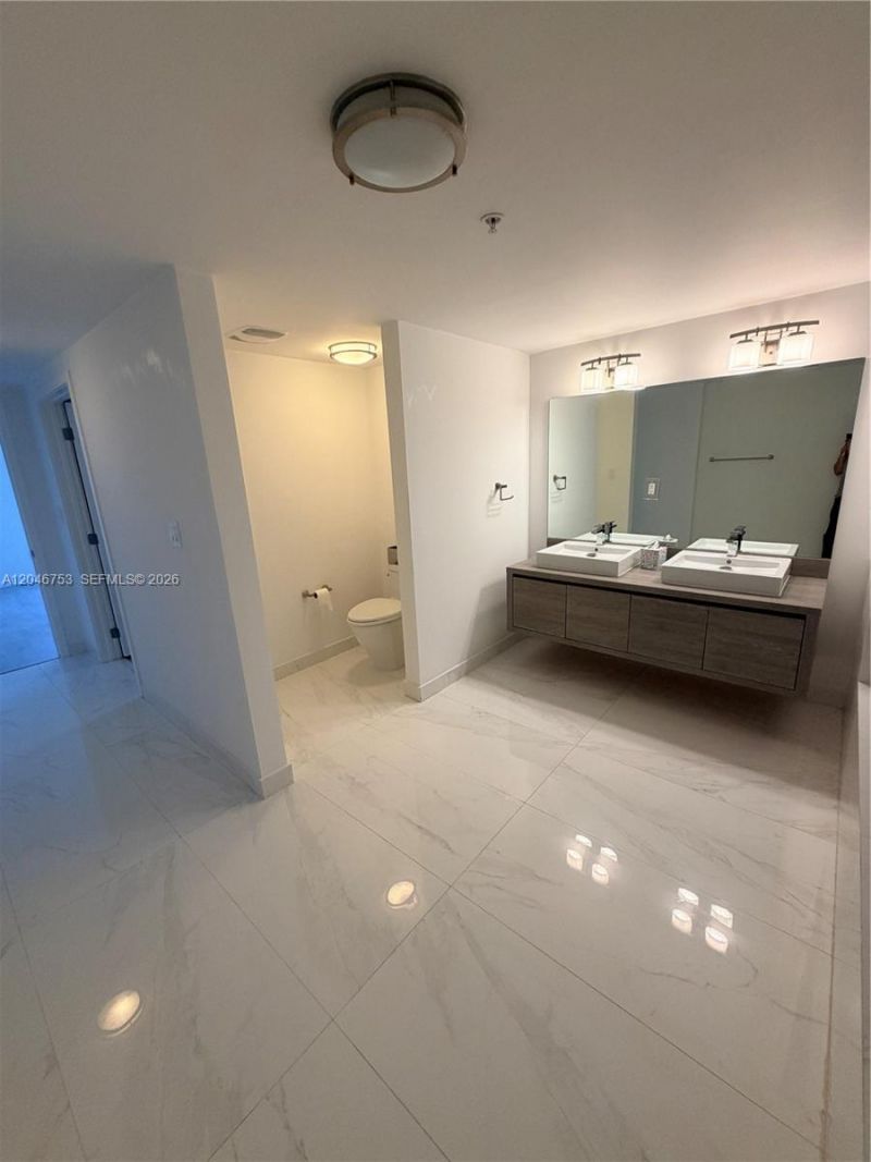 Please Call For Address, Unit 1105, Sunny Isles Beach, FL 33160 Photo