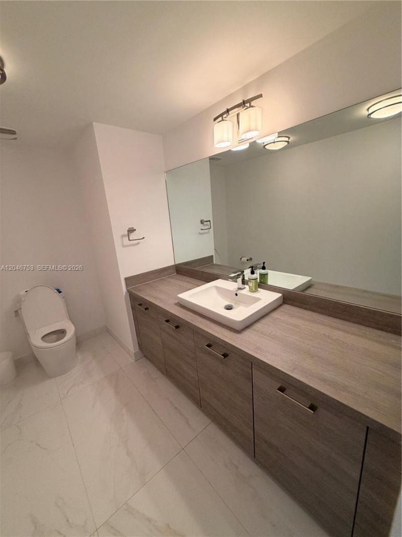 Please Call For Address, Unit 1105, Sunny Isles Beach, FL 33160 Photo