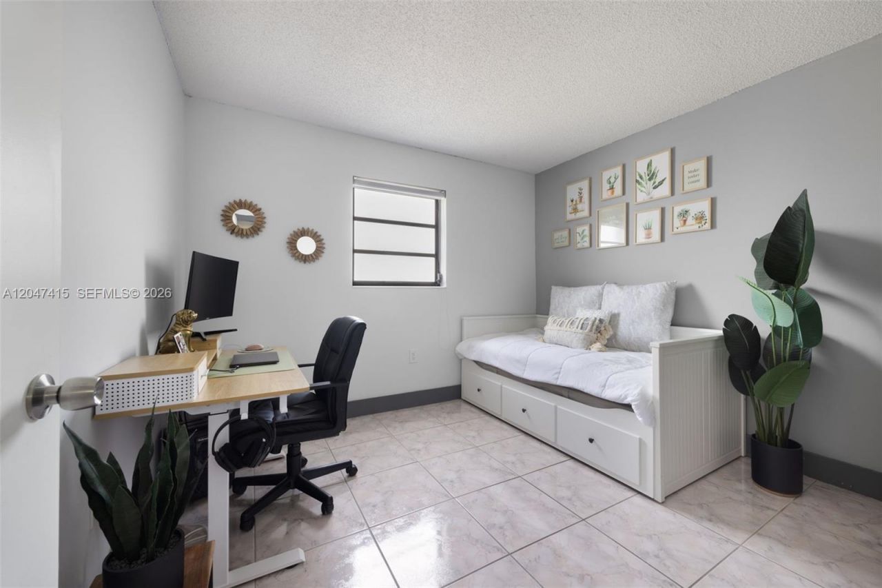 1300 SW 122nd Ave , Unit 411B-2, Miami, FL 33184 Photo
