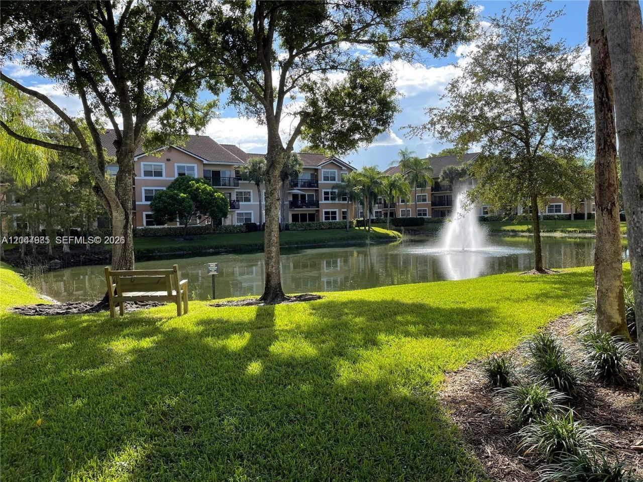 9033 Wiles Rd , Unit 206, Coral Springs, FL 33067 Photo
