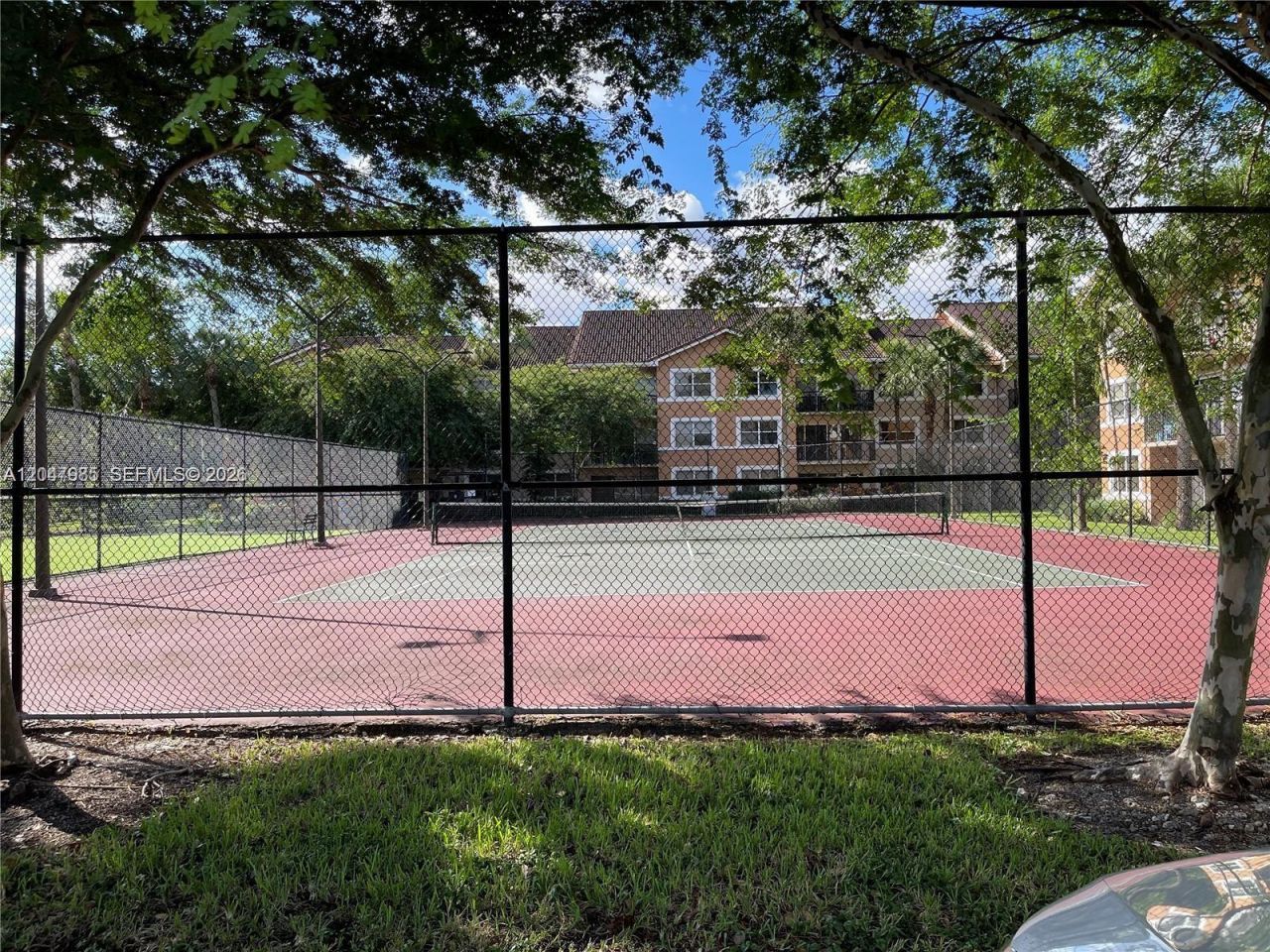 9033 Wiles Rd , Unit 206, Coral Springs, FL 33067 Photo