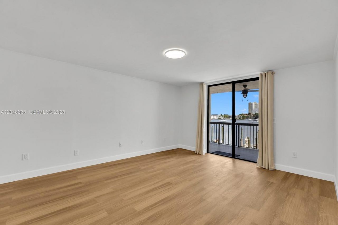 200 Golden Isles Dr , Unit 203, Hallandale Beach, FL 33009 Photo