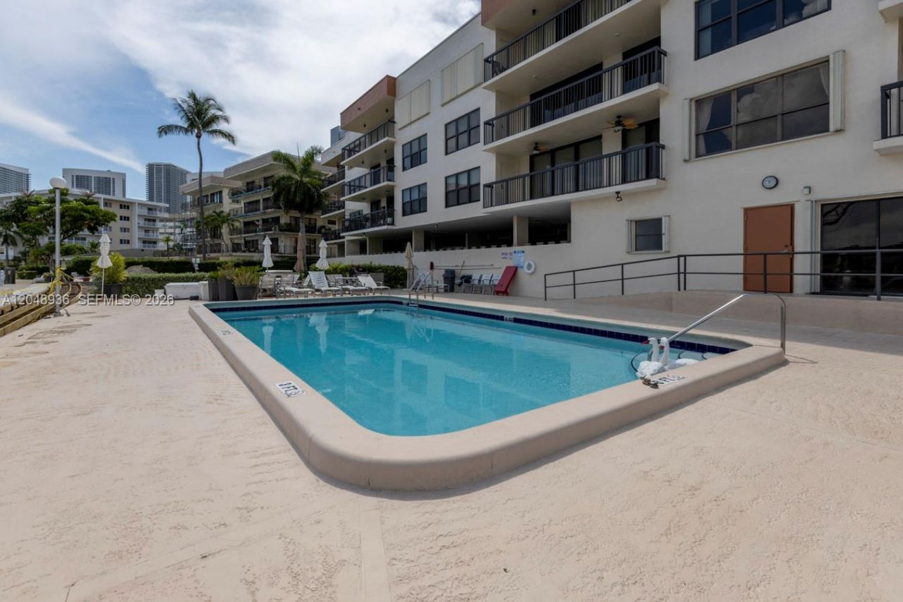 200 Golden Isles Dr , Unit 203, Hallandale Beach, FL 33009 Photo