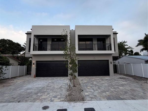 1232 NE 17th Ter, Fort Lauderdale, FL 33304
