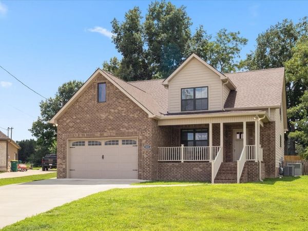 3021 Cambridge Ct , Lewisburg, TN 37091