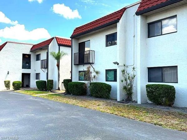 4728 Orange Grove BLVD, Unit 12, NORTH FORT MYERS, FL 33903