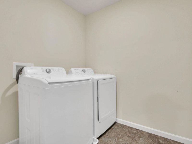 5217 Linton Street, Ashville, OH 43103 Photo 30