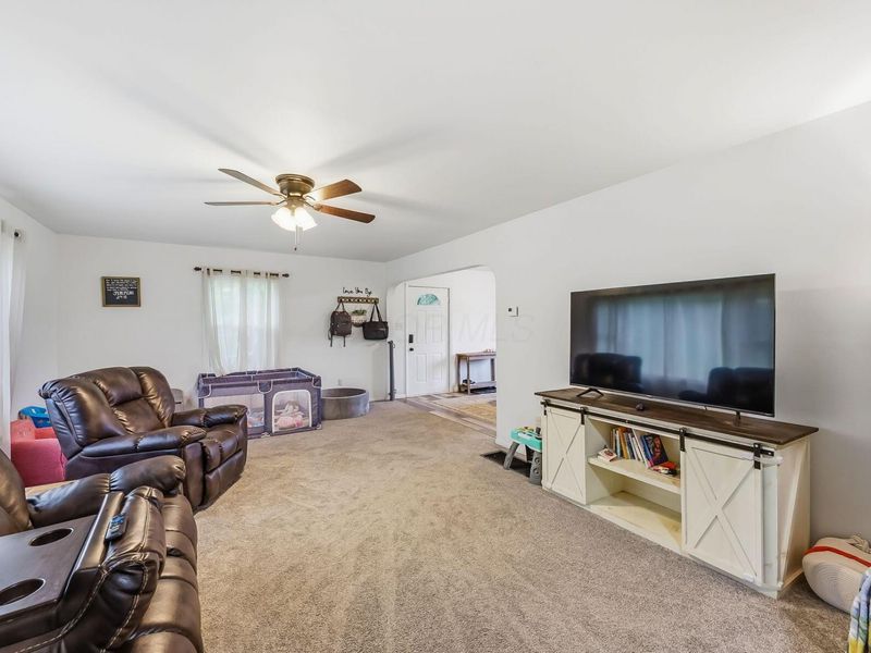 4638 Locustgrove Road, Sulphur Springs, OH 44881 Photo 6