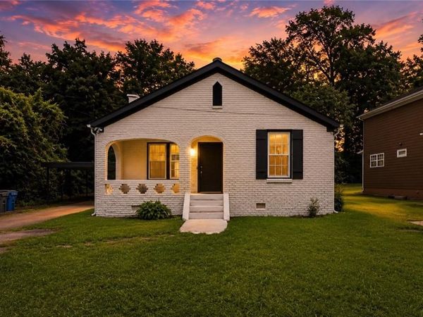 2300 Dauphine Street , Atlanta, GA 30344