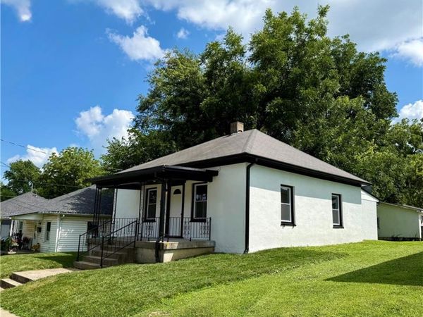 2003 Jefferson Street, Lexington, MO 64067