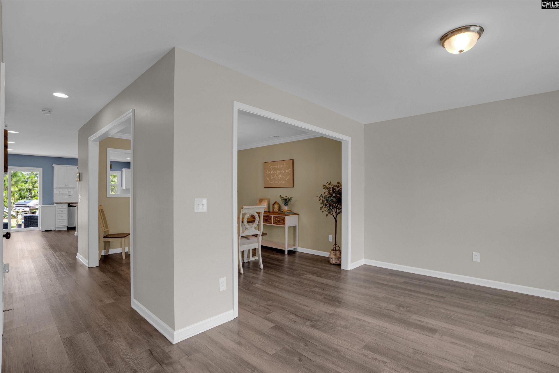 263 Cassique Drive  Photo 6