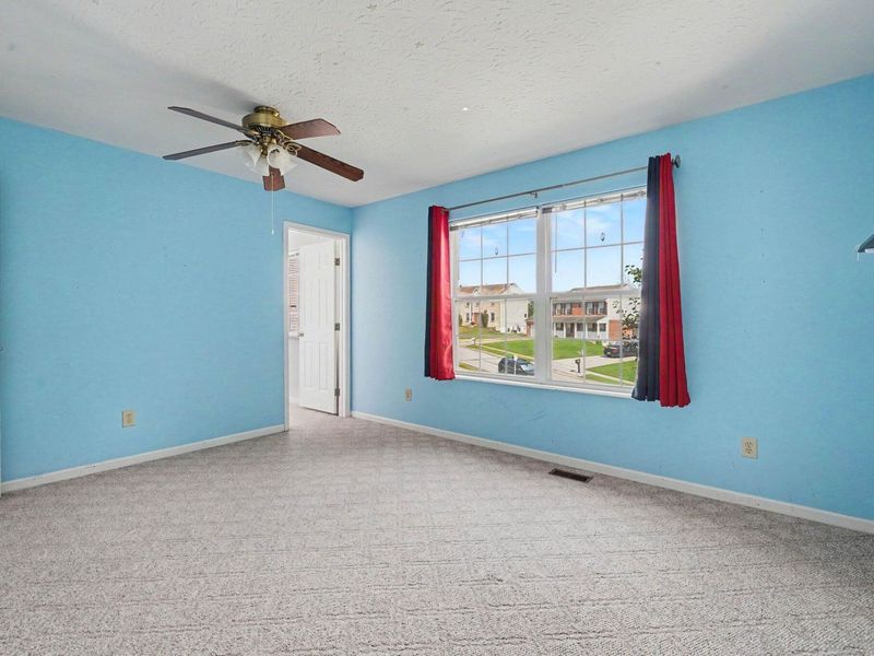 561 Buckshire, Florence, KY 41042 Photo 24