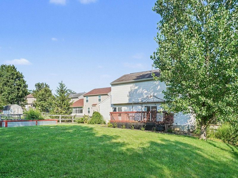 561 Buckshire, Florence, KY 41042 Photo 36