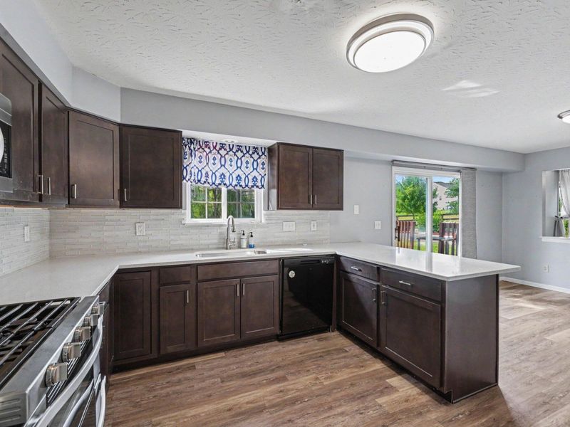 561 Buckshire, Florence, KY 41042 Photo 8