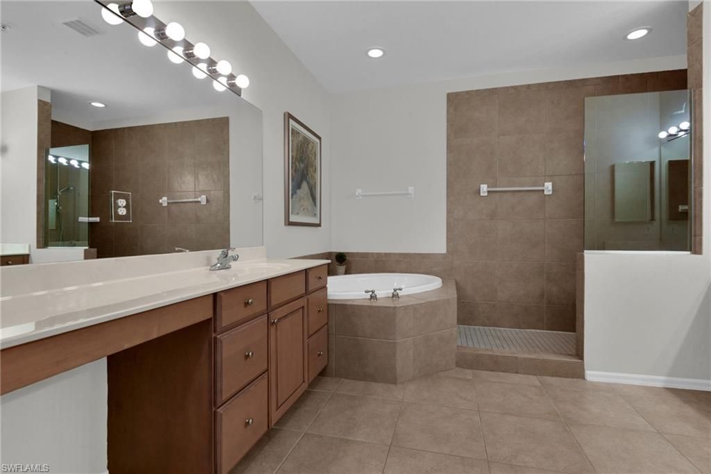 12870 Carrington Cir, Unit 203, Naples, FL 34105 Photo