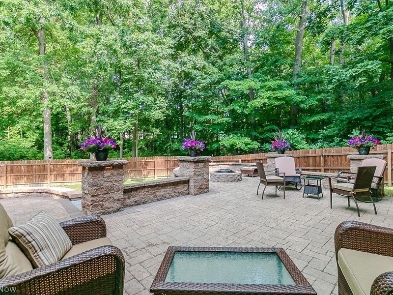 8200 Sheltered Cove, Mentor, OH 44060 Photo 4