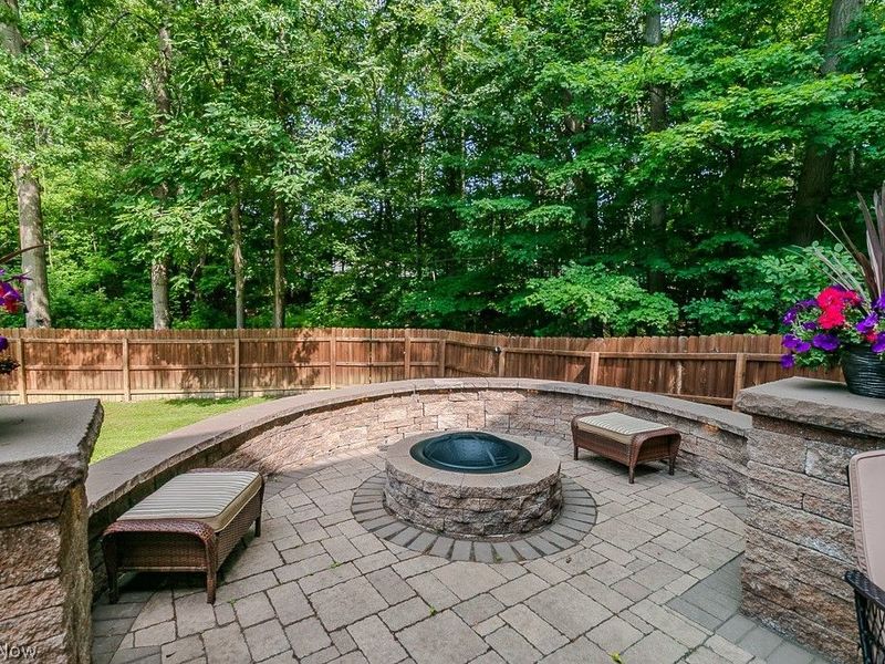 8200 Sheltered Cove, Mentor, OH 44060 Photo 5