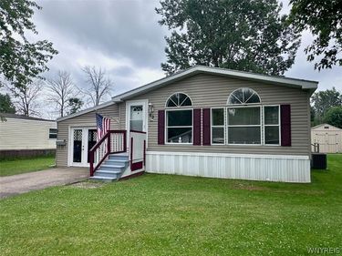 69 Beechwood Boulevard , Albion, NY 14411