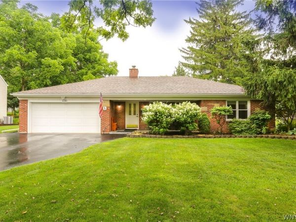 4135 Harris Hill Road, Buffalo, NY 14221