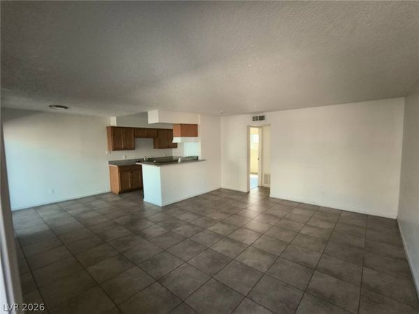 504 Calcaterra Circle , Unit B, Las Vegas, NV 89119