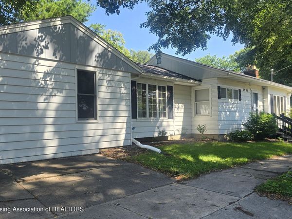 3521 Wildwood Avenue, Lansing, MI 48910