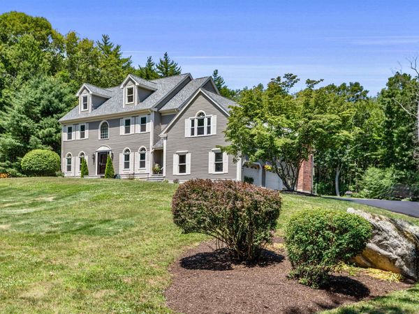 21 Bear Path, Hampton, NH 03842