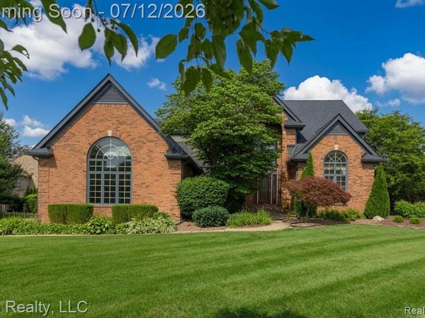 13838 Fawn Woods Court, Plymouth Twp, MI 48170