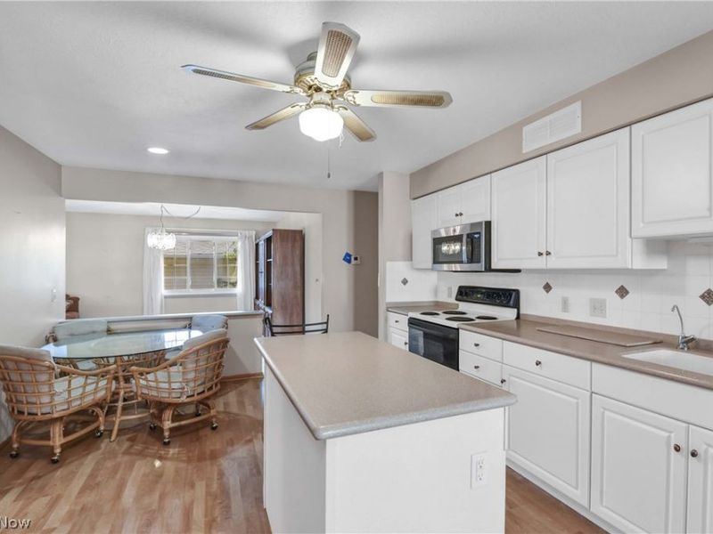 6003 Laurent Drive, Parma, OH 44129 Photo 22